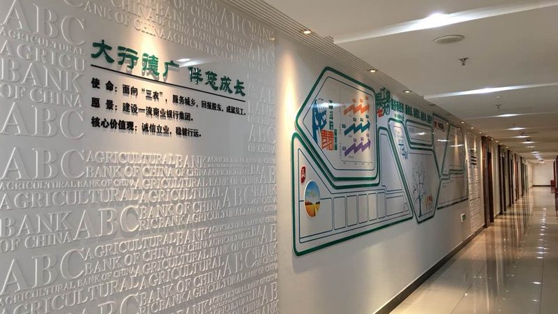 车贴写真喷绘价格之谜：揭秘背后的成本构成